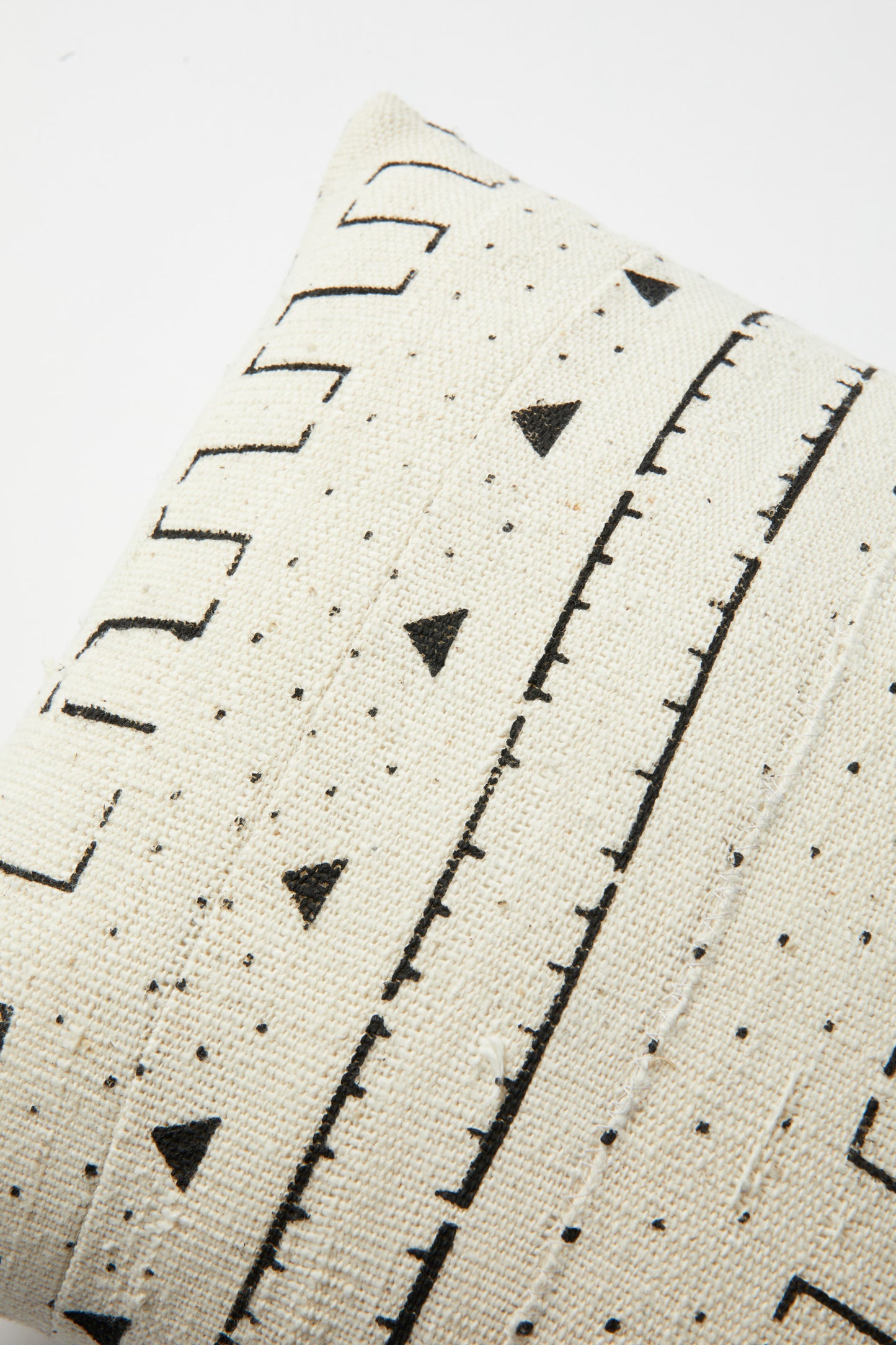 Tamini Cushion